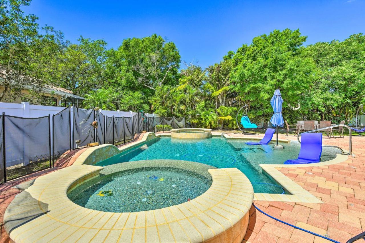 Вилла Sun-Soaked Sarasota Oasis With Pool And Hot Tub! Экстерьер фото